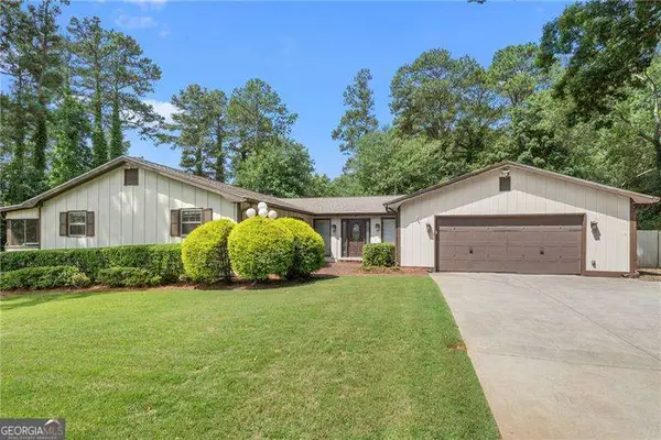 1204 Heritage Hills Circle, Snellville, GA 30078