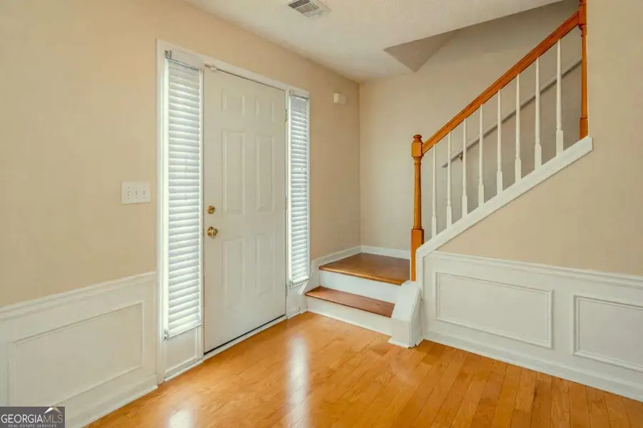 660 Glenbarrett Court Ne, Marietta, GA 30066 - #2