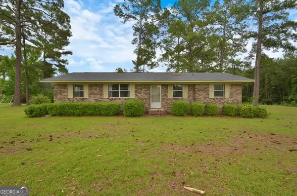 50 Wallace Circle, Eastman, GA 31023