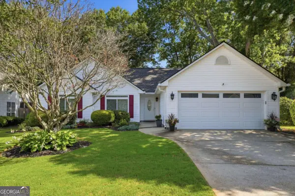 584 Fernstone Trail, Lawrenceville, GA 30046