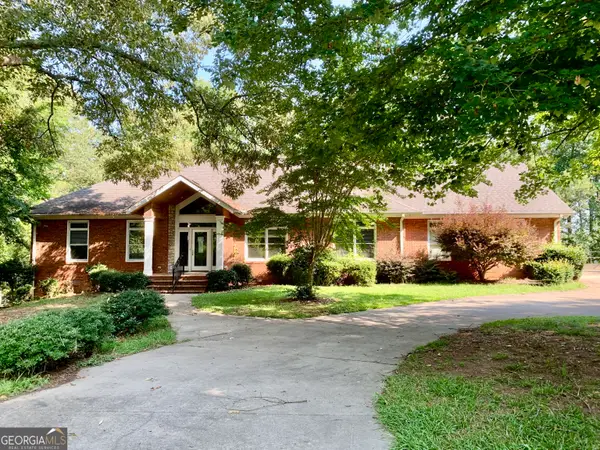 727 Kings Bench Drive, Hartwell, GA 30643