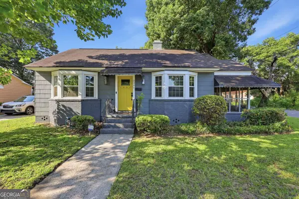 2301 E 40th Street, Savannah, GA 31404