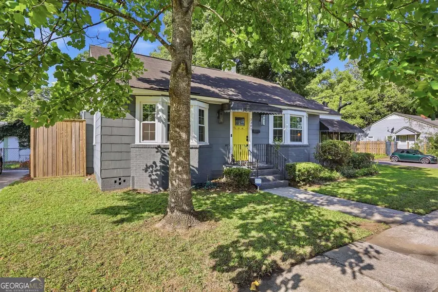2301 E 40th Street, Savannah, GA 31404 - #2