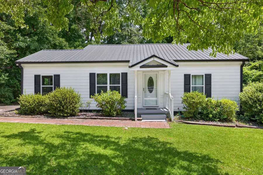 265 3rd Avenue, Winder, GA 30680 - #3