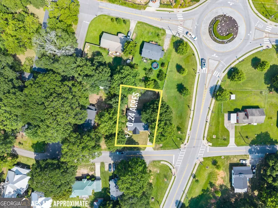5702 Church Street, Flowery Branch, GA 30542 - #3