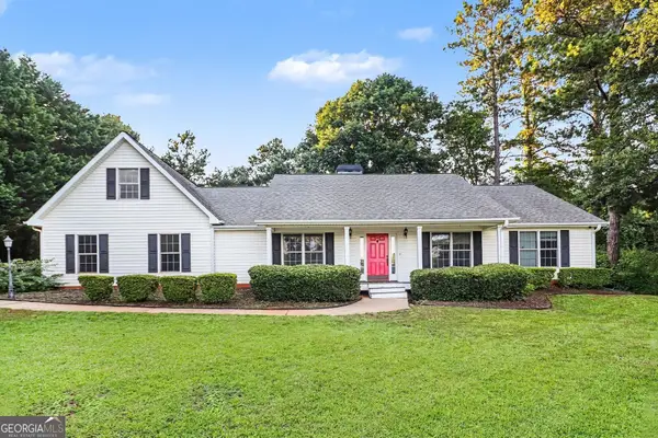 84 Hidden Lakes Court, Newnan, GA 30263