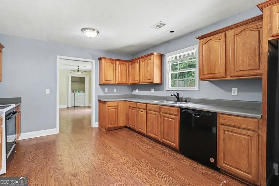 84 Hidden Lakes Court, Newnan, GA 30263 - #3