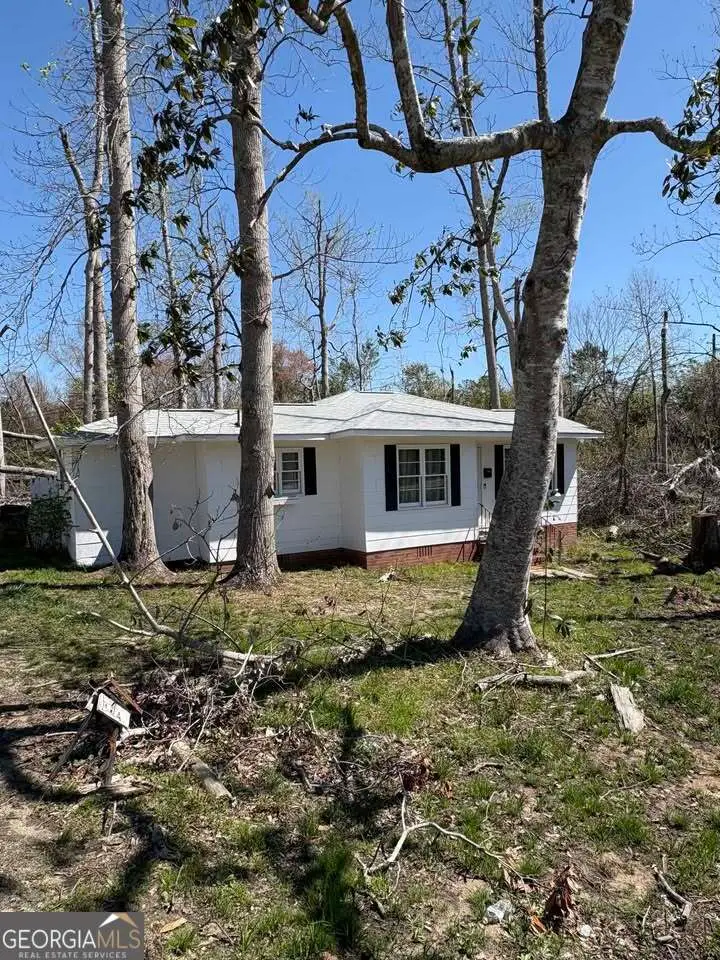 646 N Main Street, Swainsboro, GA 30401 - #1