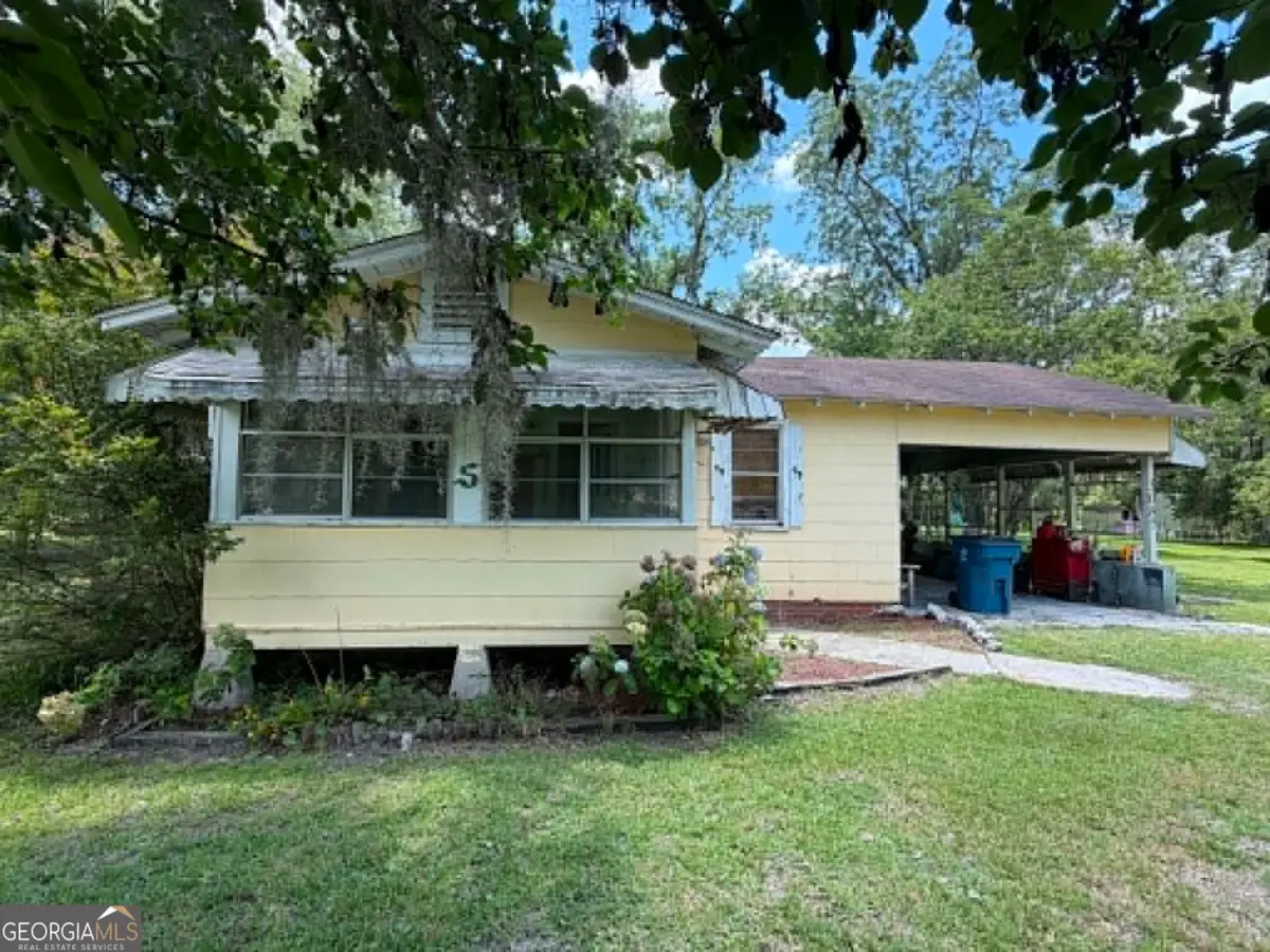 3087 Albany Avenue, Waycross, GA 31503 - #1