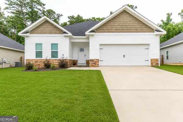 105 Garrett Lane, Bonaire, GA 31005
