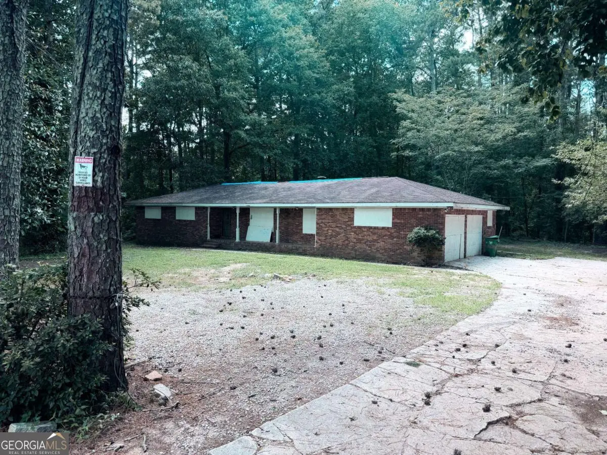 1131 S Deshon Road, Lithonia, GA 30058 - #1