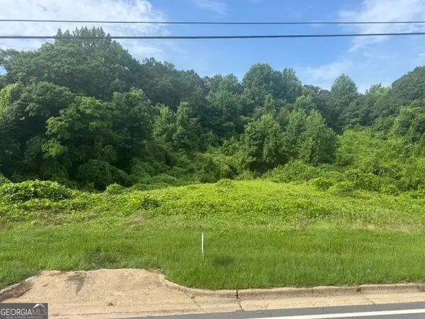 200 W Washington Street, Newnan, GA 30263