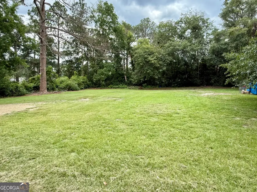 1511 S Cheney Drive, Vidalia, GA 30474 - #2