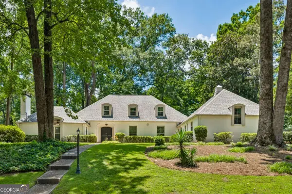 2211 Hill Park Court, Decatur, GA 30033