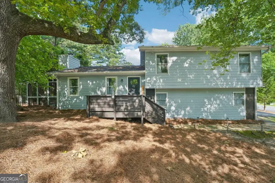 585 Westchester Circle Sw, Marietta, GA 30064 - #3