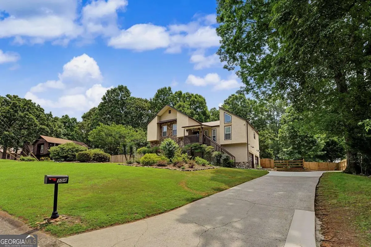 154 W Putnam Ferry Road, Woodstock, GA 30189 - #1