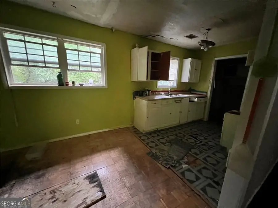 118 Meriwether Street, Grantville, GA 30220 - #3