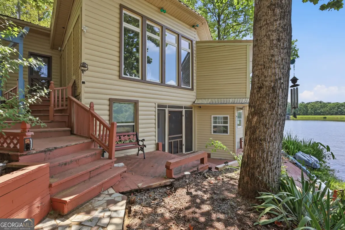 1049 Mountain Shadows Dr, Cleveland, GA 30528 - #1