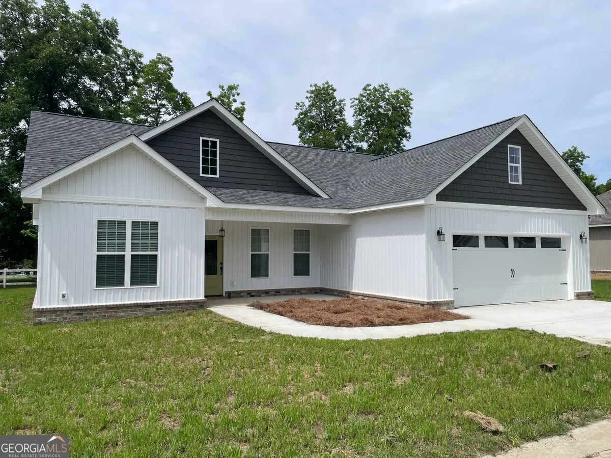 116 Pecan Street, Cochran, GA 31014 - #1