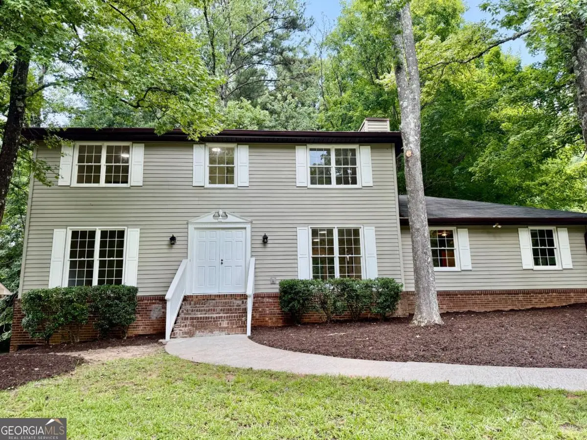 5264 Golfcrest Circle, Stone Mountain, GA 30088 - #1