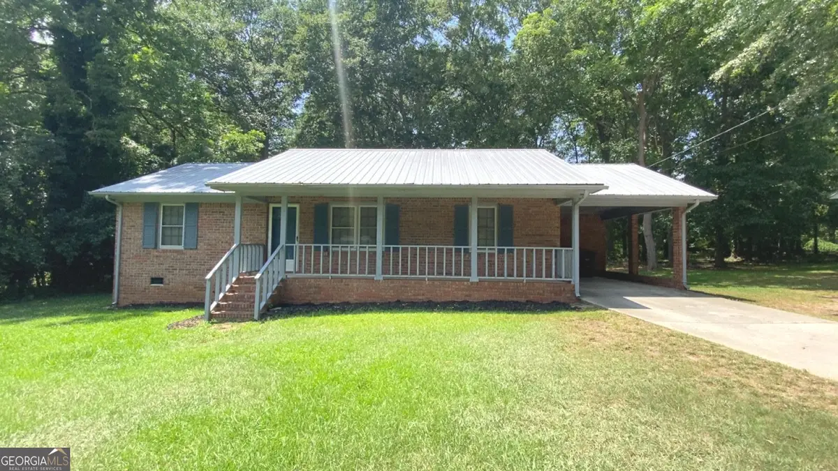 387 N Richardson Street, Hartwell, GA 30643 - #1