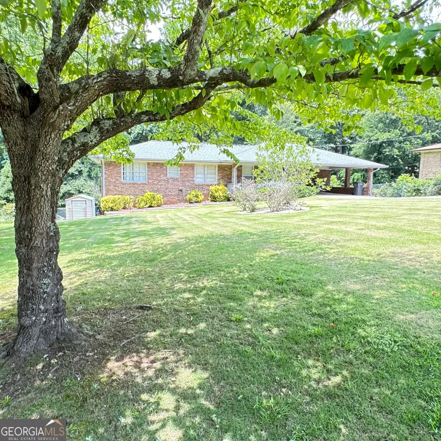 6136 Queens Road, Douglasville, GA 30135 - #2