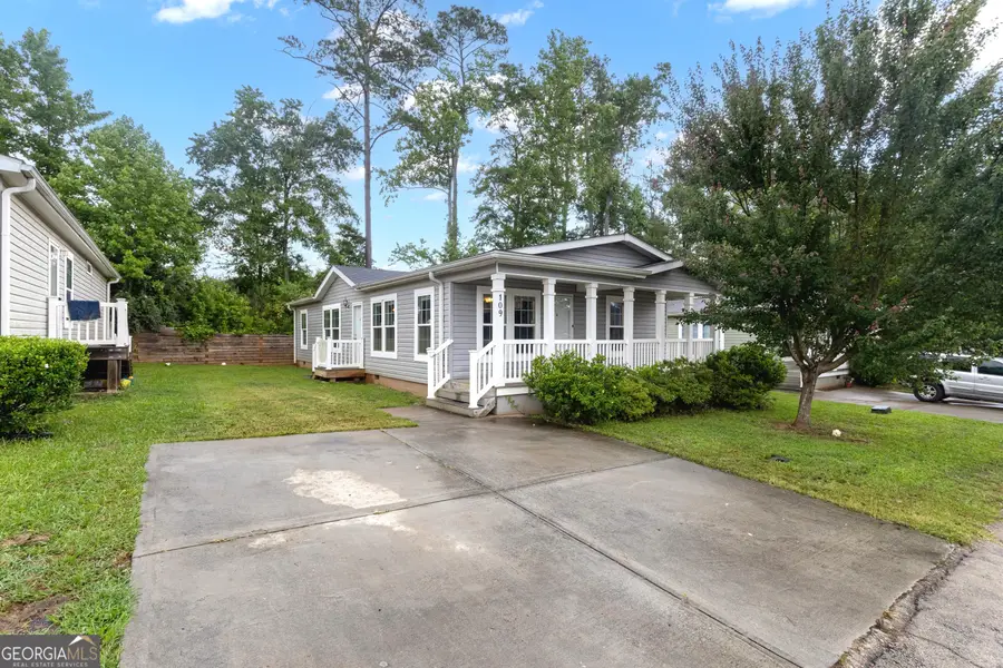 109 Willow Drive E, Newnan, GA 30263 - #2