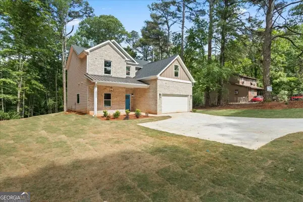 3902 Bouldercrest Road Se, Ellenwood, GA 30294