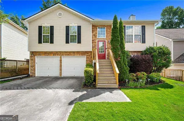 5822 Bridgeport Court, Flowery Branch, GA 30542