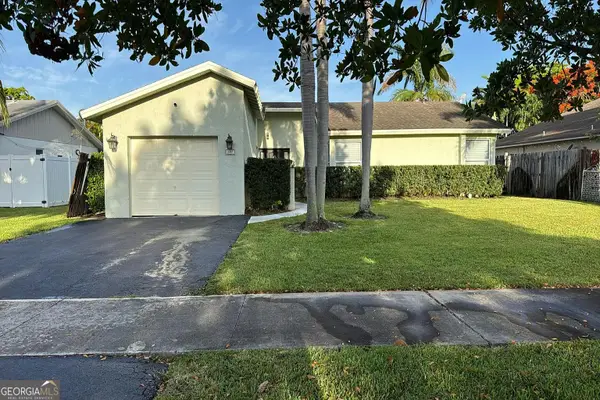 307 NW 39th Way, Deerfield Beach, FL 33442