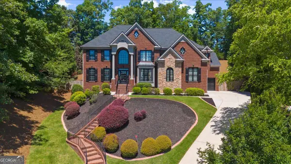 1370 Boomer Circle, Suwanee, GA 30024