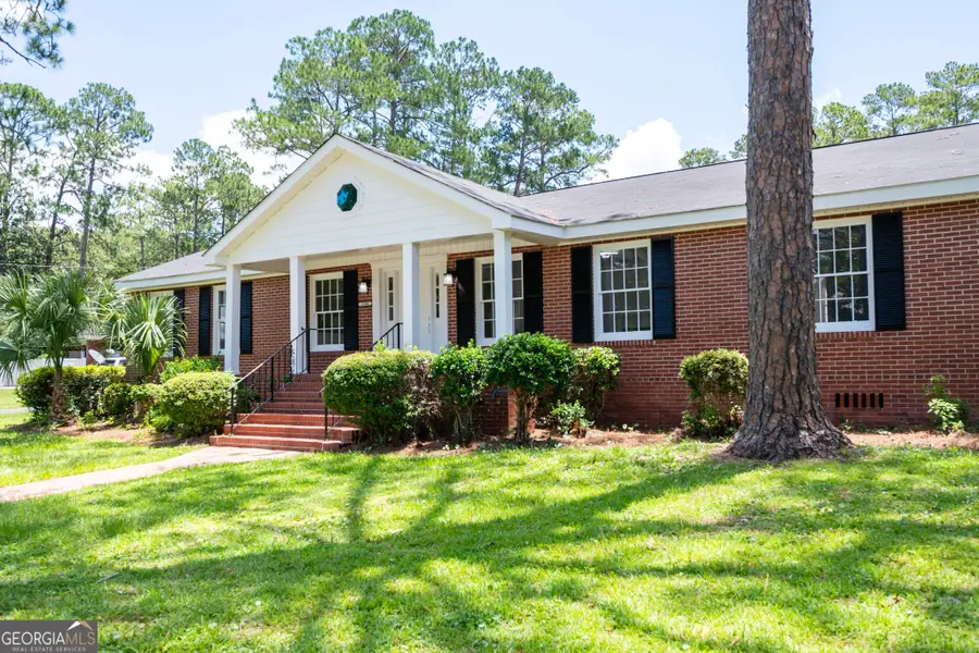 1304 Hill Street, Waycross, GA 31501 - #2