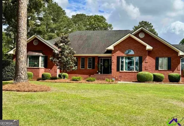 102 Oakatee Court Courts, Cordele, GA 31015