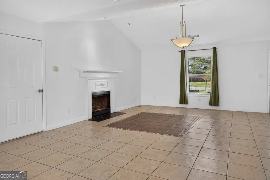 932 Century Oak Drive, Winder, GA 30680 - #3