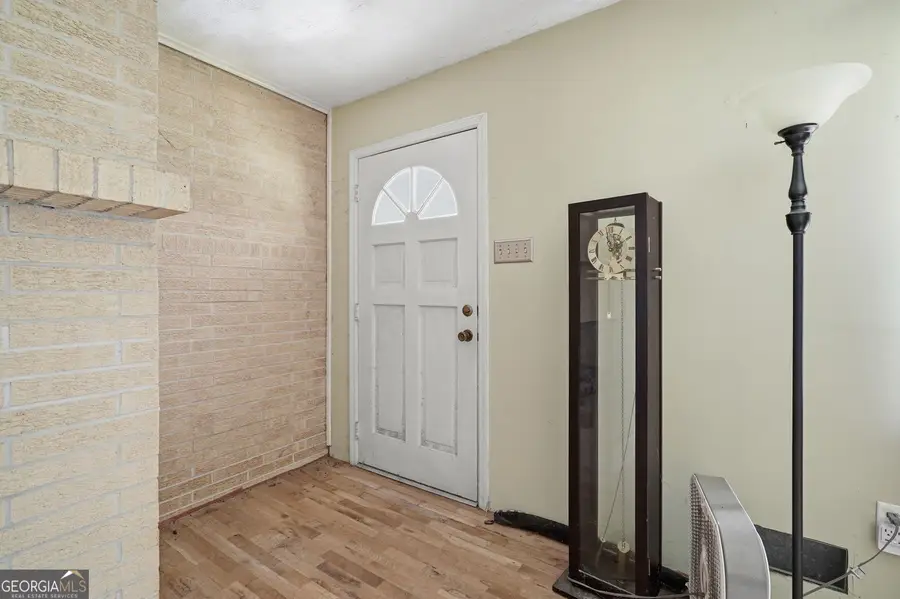 264 School Street, Gillsville, GA 30543 - #3