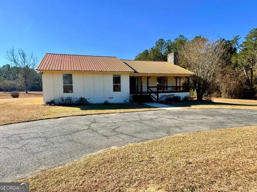 1504 W Golden Road, Tifton, GA 31794 - #3
