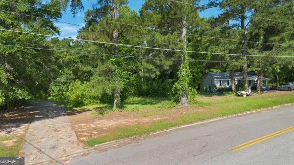 2420 Grandview Drive Ne, Milledgeville, GA 31061
