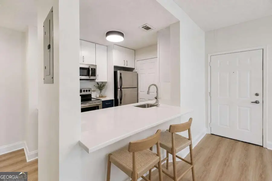 1075 Peachtree Walk Ne #A301, Atlanta, GA 30309 - #2