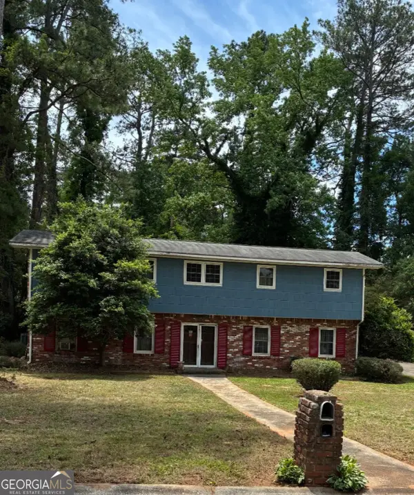 3034 Sunset Lane, East Point, GA 30344
