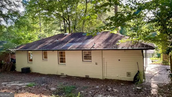 2744 Fairlane Drive Se, Atlanta, GA 30354