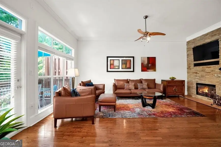 5464 Glenridge View Ne, Atlanta, GA 30342 - #3