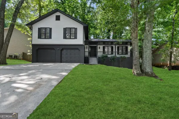 1696 Fieldgreen Overlook, Stone Mountain, GA 30088