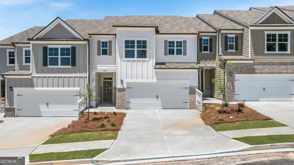 1801 Meadow Green Circle, Gainesville, GA 30501