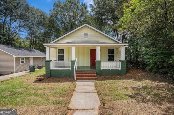 930 NE W Broad Street, GA, GA 30223