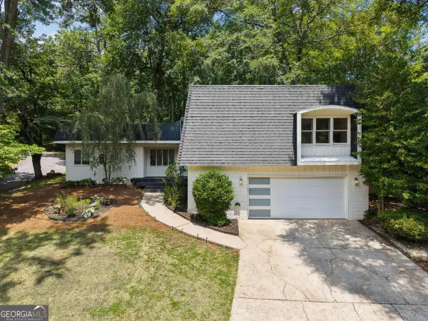 700 Cedar Knoll Drive, Roswell, GA 30076