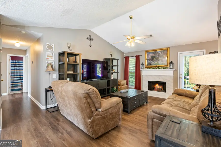 323 Natchez Circle, Winder, GA 30680 - #2