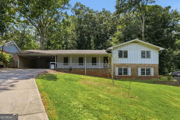 4362 White Oak Drive, Buford, GA 30518
