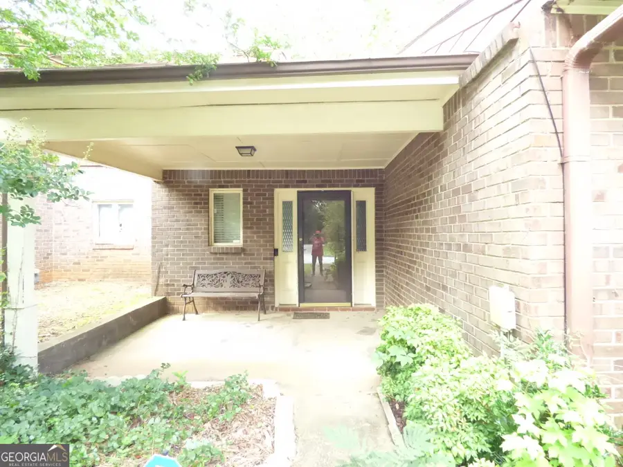 1572 Circlestone Drive, Stone Mountain, GA 30088 - #2