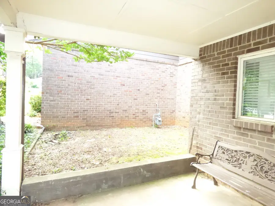1572 Circlestone Drive, Stone Mountain, GA 30088 - #3