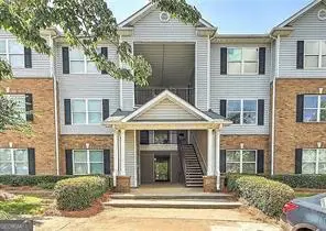 1303 Fairington Club Drive, Lithonia, GA 30038